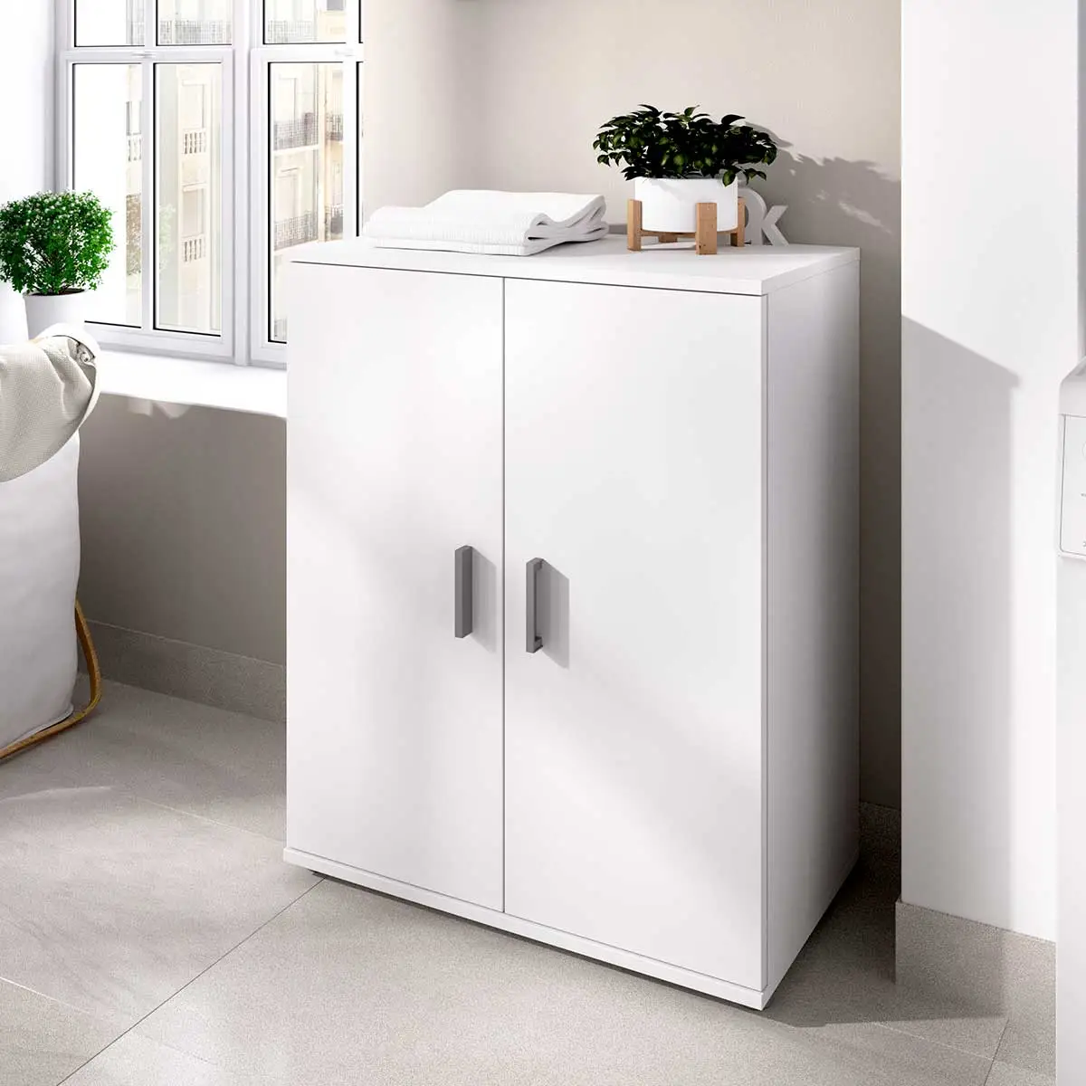 Mueble bajo con 2 puertas modelo BARX.